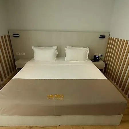 Hotel Metro Terminal 4*